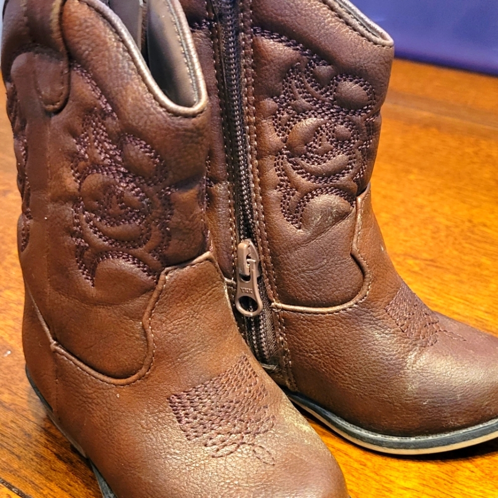 Todler boots- girls